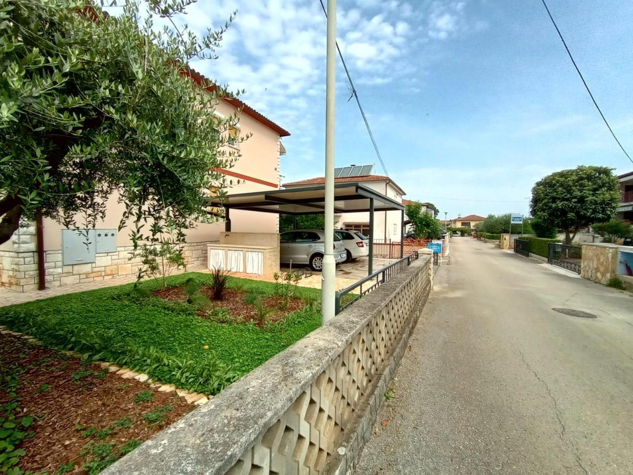 Rooms Izidoro Gasparini Umag Exterior photo